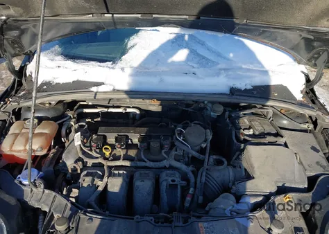 2014 Ford Focus Se from USA, damaged, VIN 1FADP3F2XEL386123